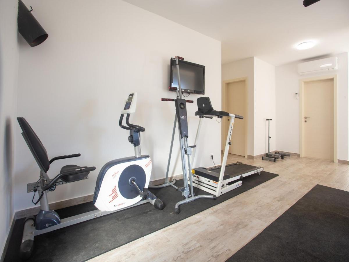 Apartments Aqua Τρογκίρ Εξωτερικό φωτογραφία