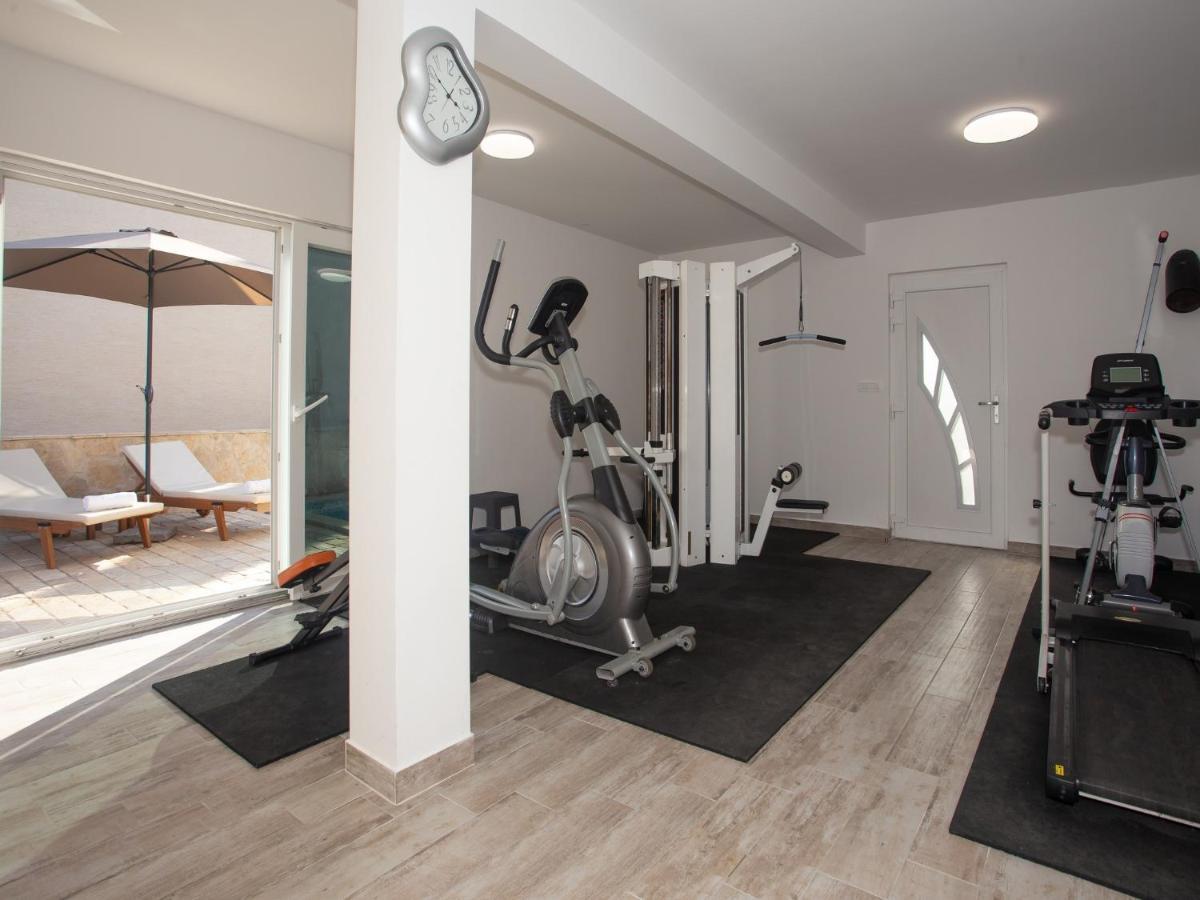 Apartments Aqua Τρογκίρ Εξωτερικό φωτογραφία